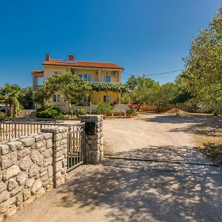 Guest house Valentino 3*